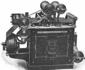 S. 778 Pianinos im modernen Stile (778)
