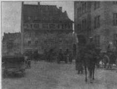 Abb. 31: Der 2. Mai in München: Artille...