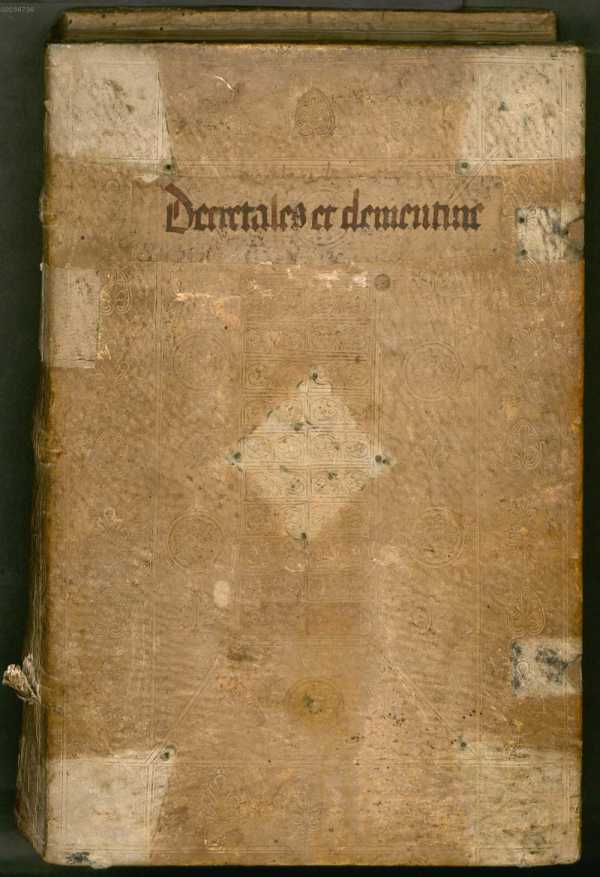 Vorderdeckel (VD)
 aus