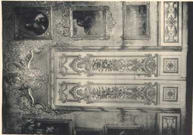 - Spiegelsaal. - Thüre in ... aus