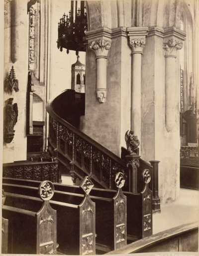 III.16. Aufgang zur Kanzel. St. ... from